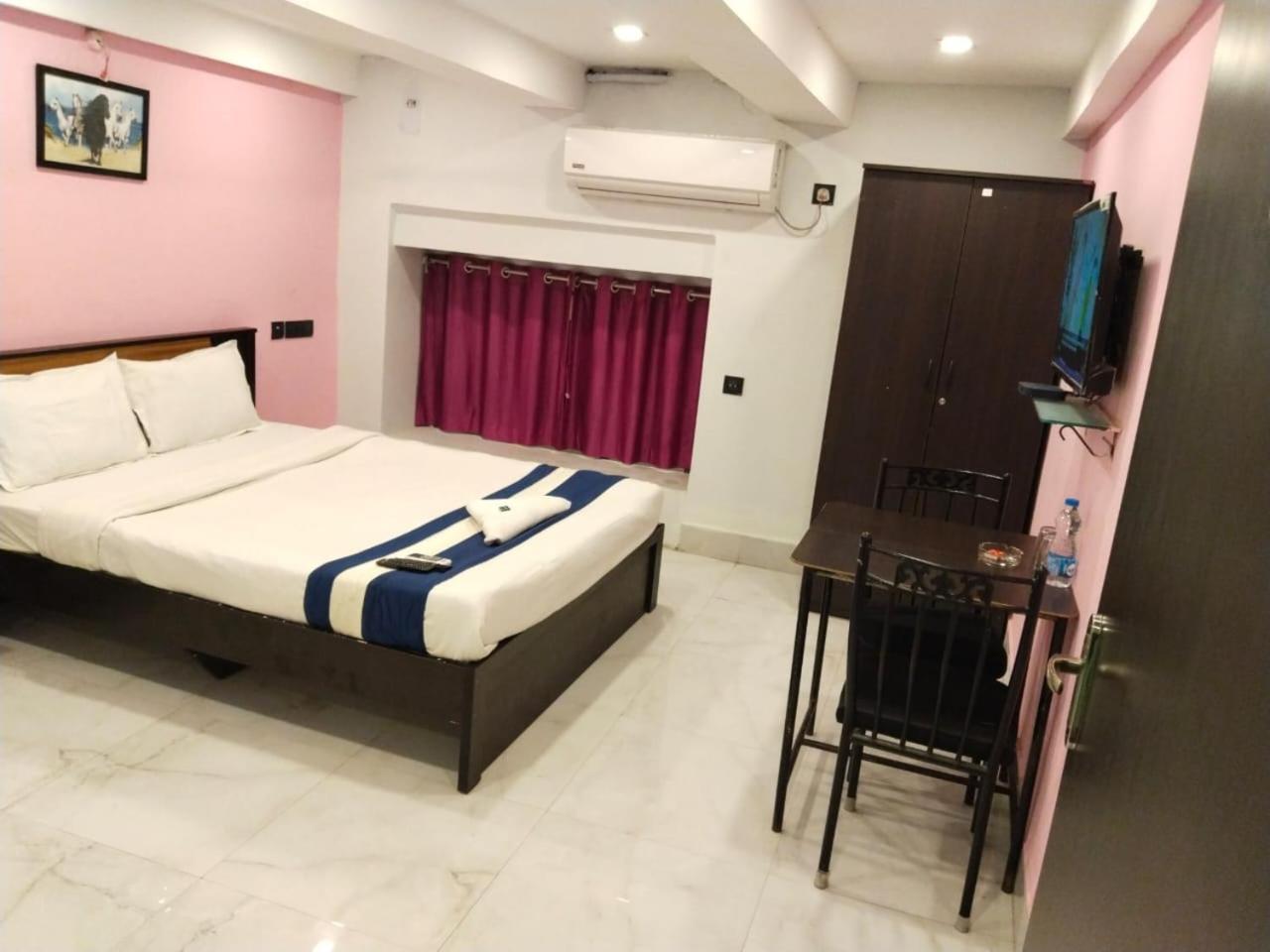 Hotel Ucs كولكاتا المظهر الخارجي الصورة